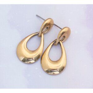 Vintage Simple Oval Dangle Earrings | Trifari | J24